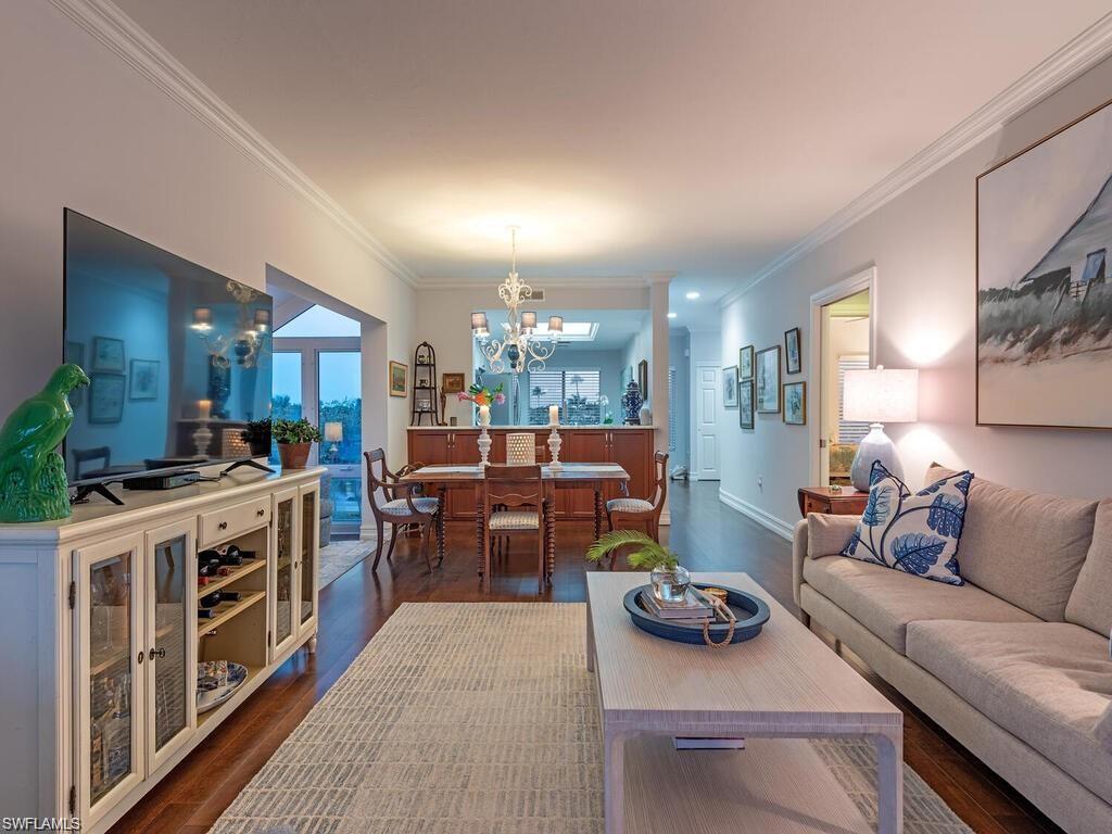 305 Park Shore DR # 241 Unit: 2-241