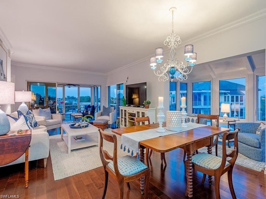 305 Park Shore DR # 241 Unit: 2-241