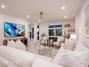 400 Park Shore DR # 102