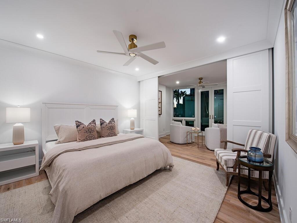 400 Park Shore DR # 102