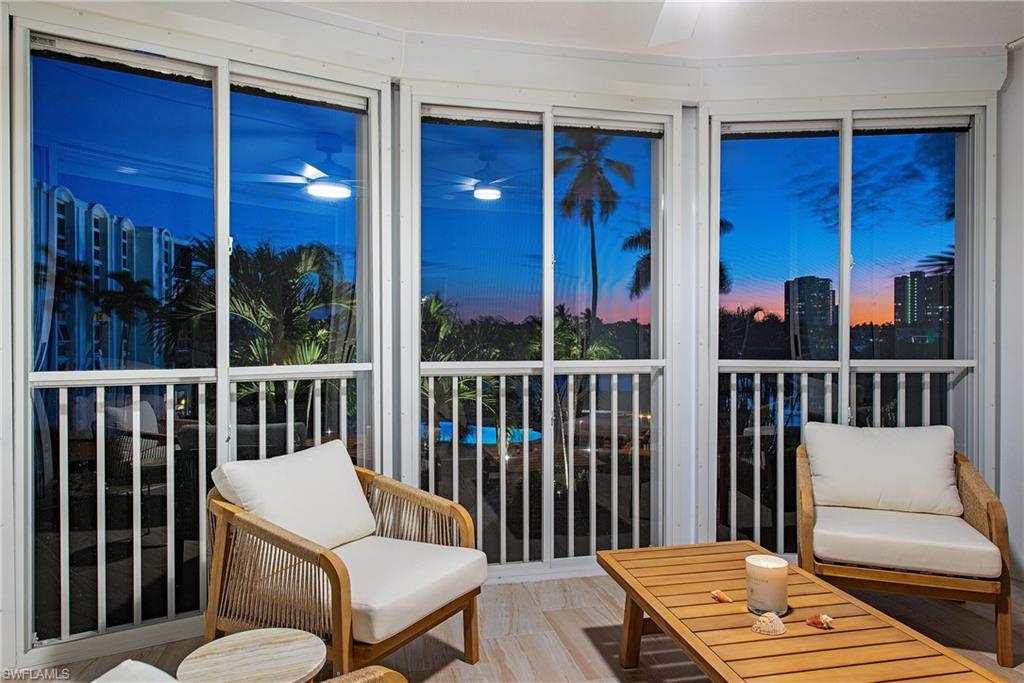 400 Park Shore DR # 303