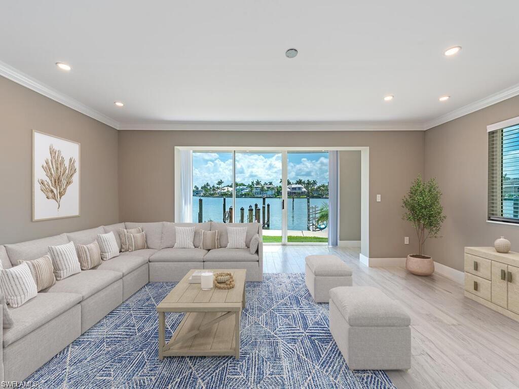 2500 Gulf Shore BLVD N # S9