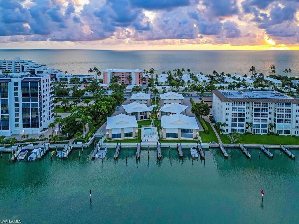 2500 Gulf Shore BLVD N # S9