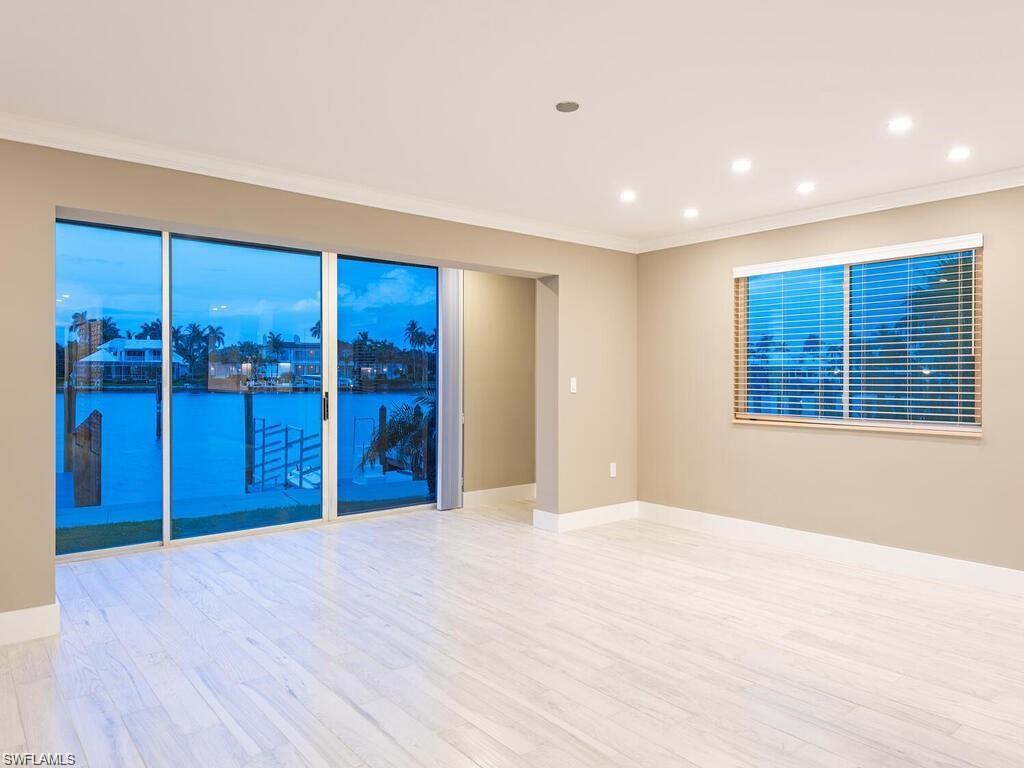 2500 Gulf Shore BLVD N # S9