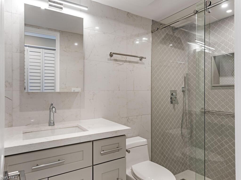 2500 Gulf Shore BLVD N # S9