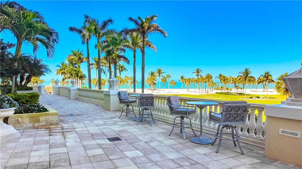 4021 Gulf Shore BLVD N 1904