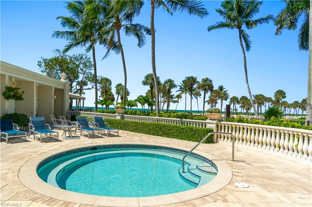 4021 Gulf Shore BLVD N 1904