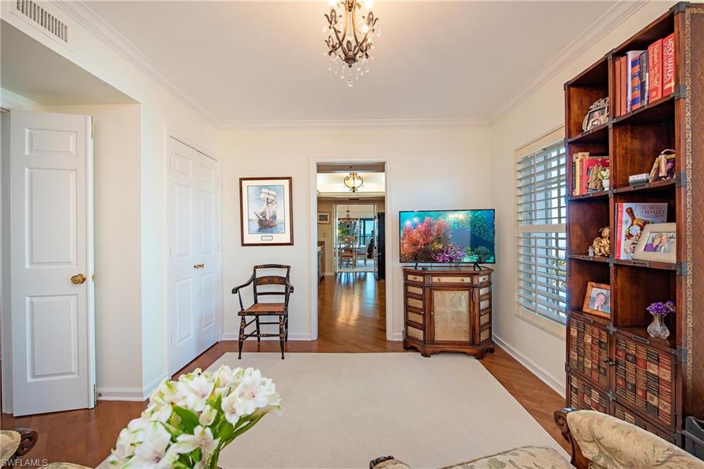 3377 Gulf Shore BLVD N # 2A