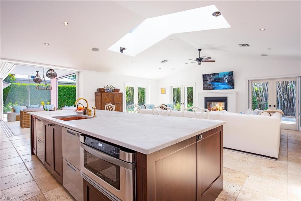 4875 Whispering Pine WAY