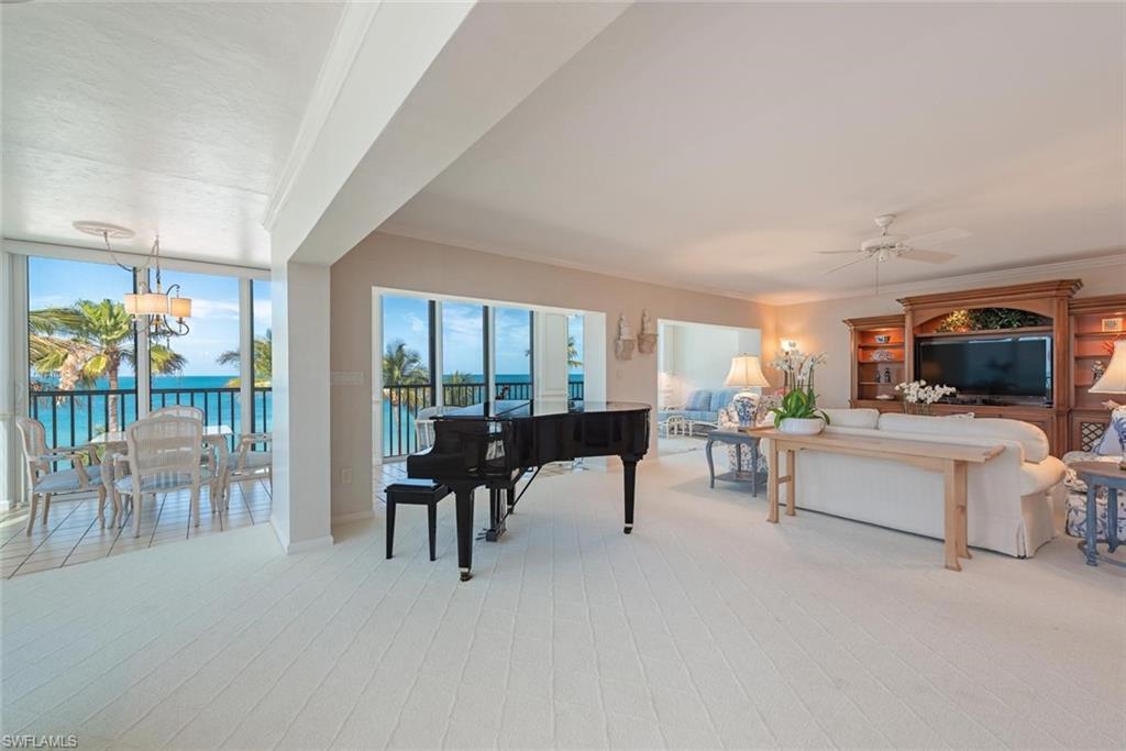 3377 GULF SHORE BLVD N 4D