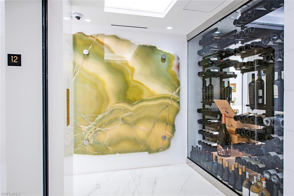 8665 BAY COLONY DR 1202