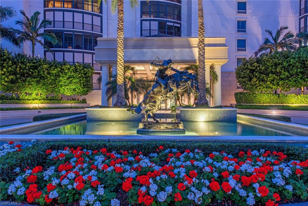 8665 BAY COLONY DR 1202