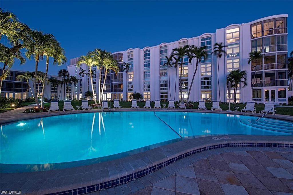 400 Park Shore DR 304