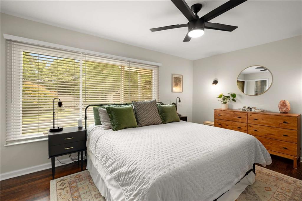 283 Norton Circle SE