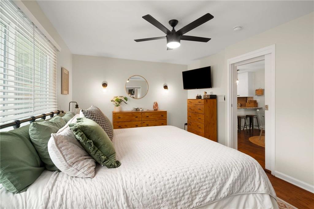 283 Norton Circle SE