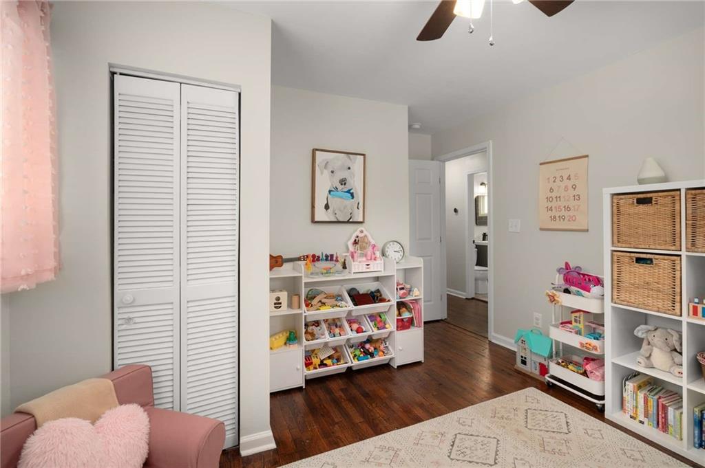 283 Norton Circle SE