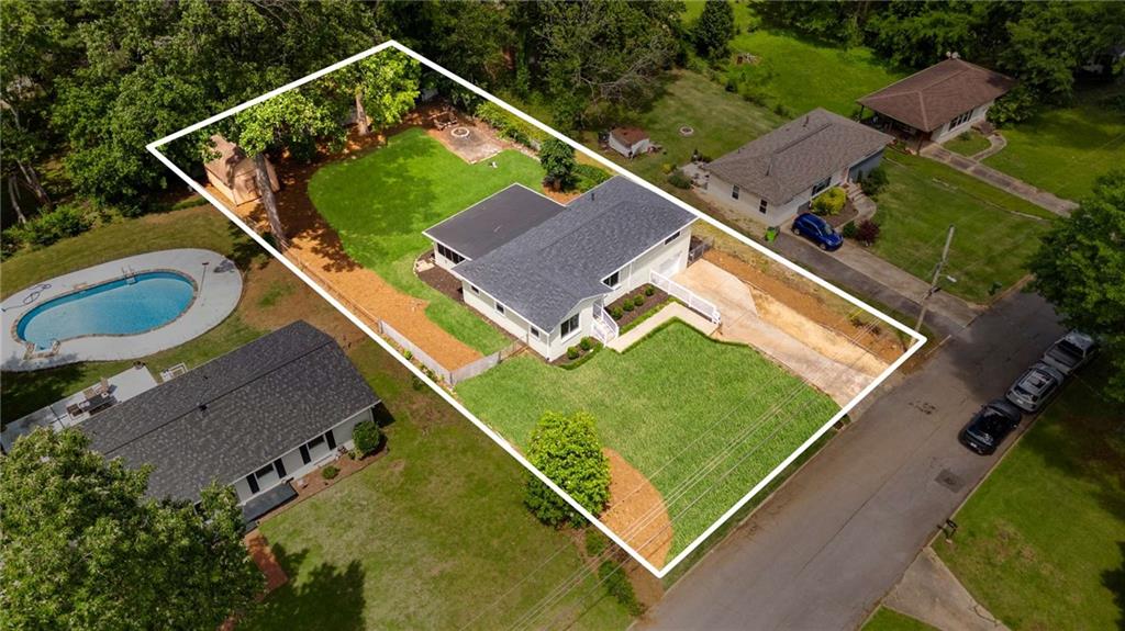 283 Norton Circle SE