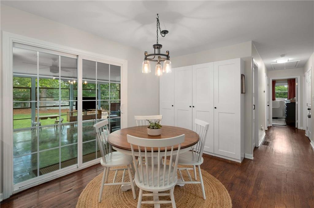 283 Norton Circle SE