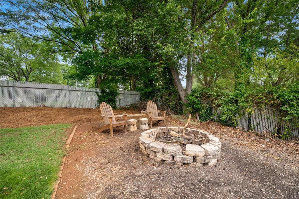 283 Norton Circle SE