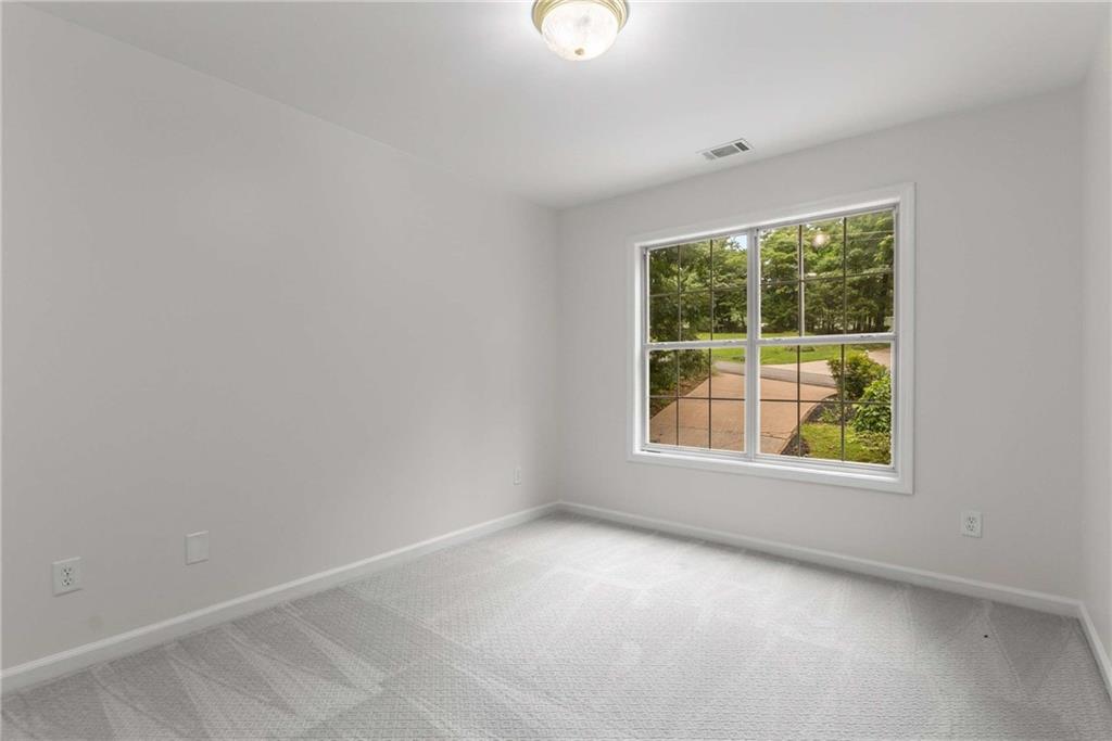 5560 Pilgrim Point Extension