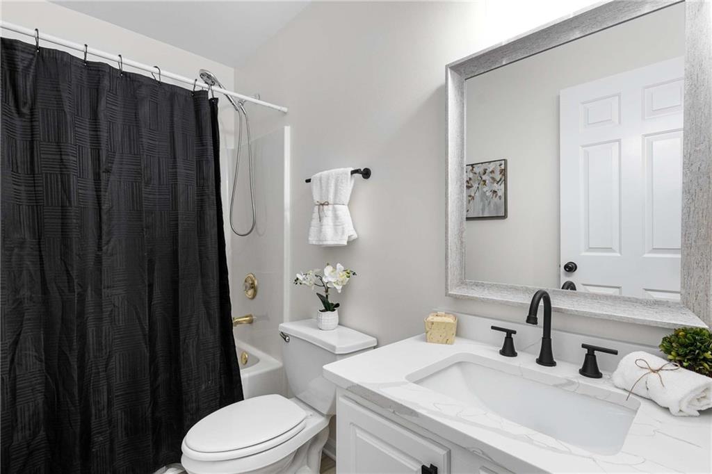5560 Pilgrim Point Extension