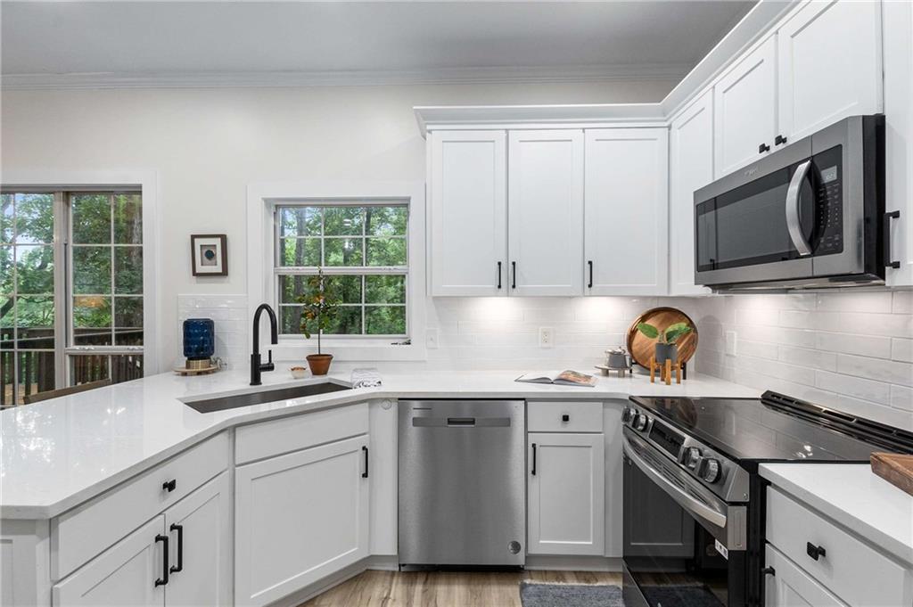 5560 Pilgrim Point Extension
