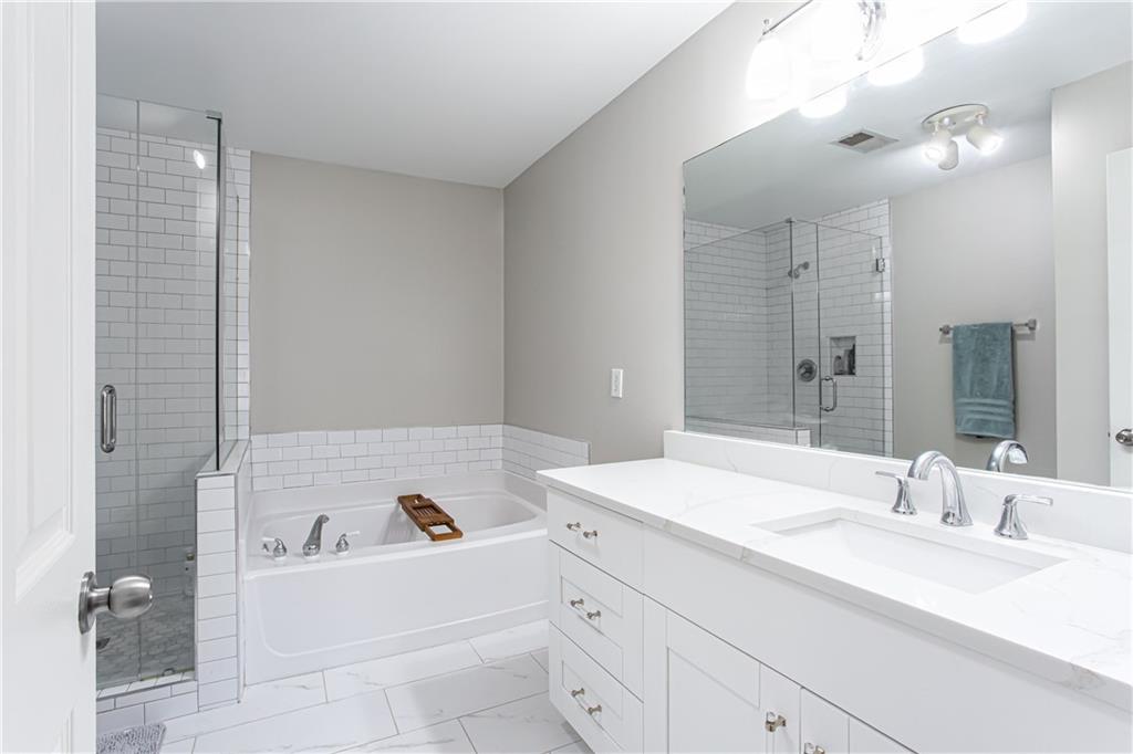4766 Longcourt Drive SE Unit 23