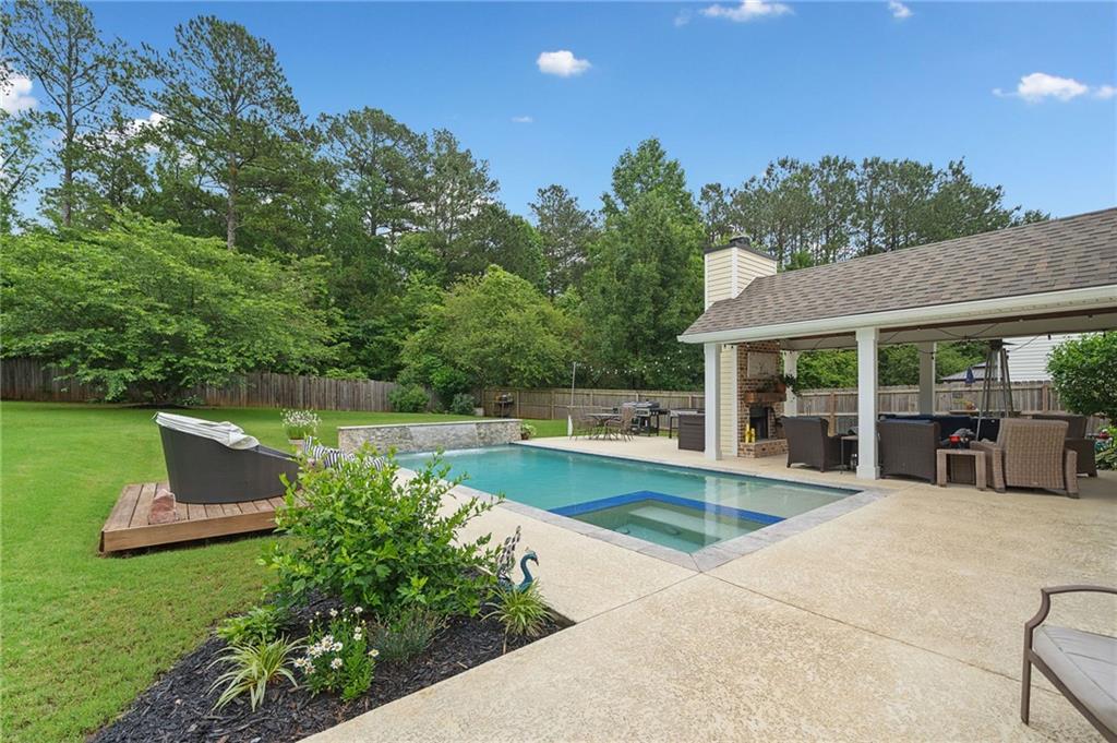 1100 Carrington Parkway