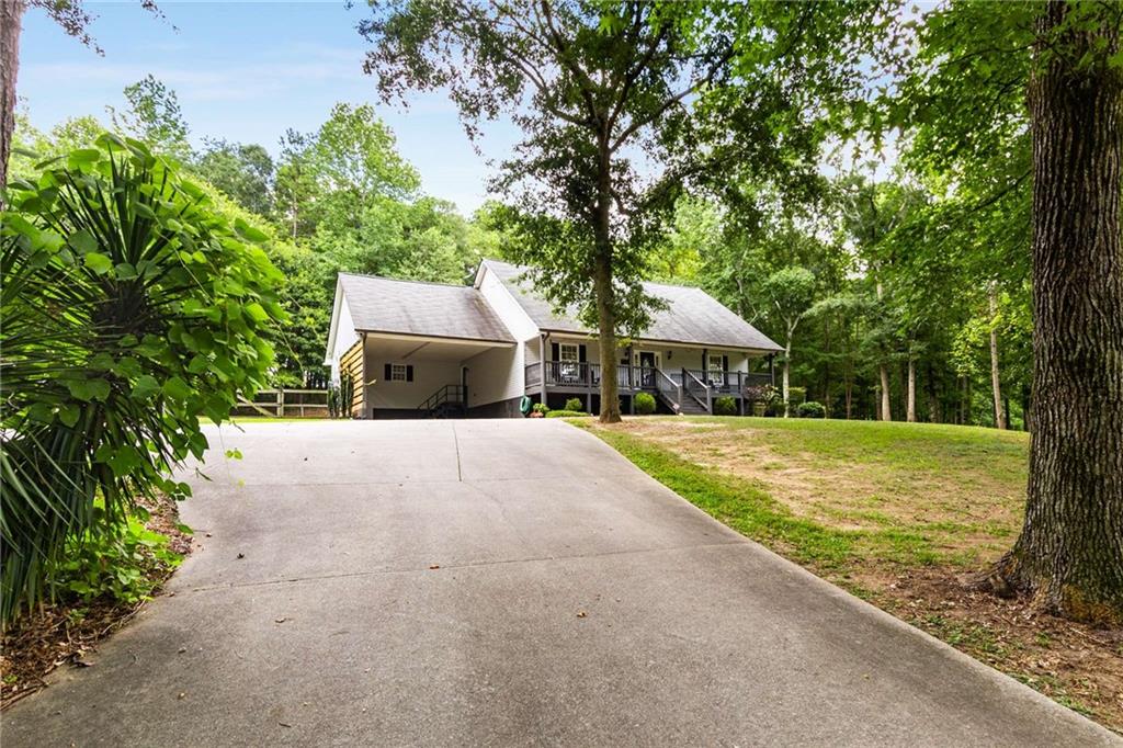 4375 Peckerwood Road