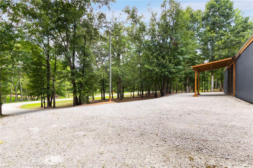 4375 Peckerwood Road