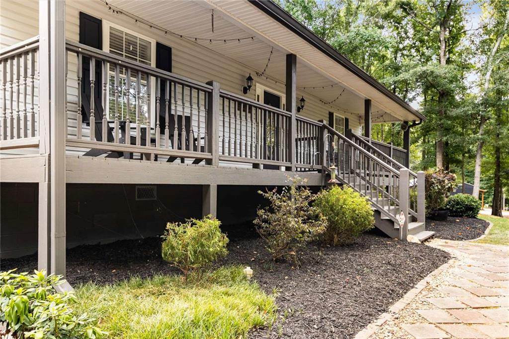 4375 Peckerwood Road