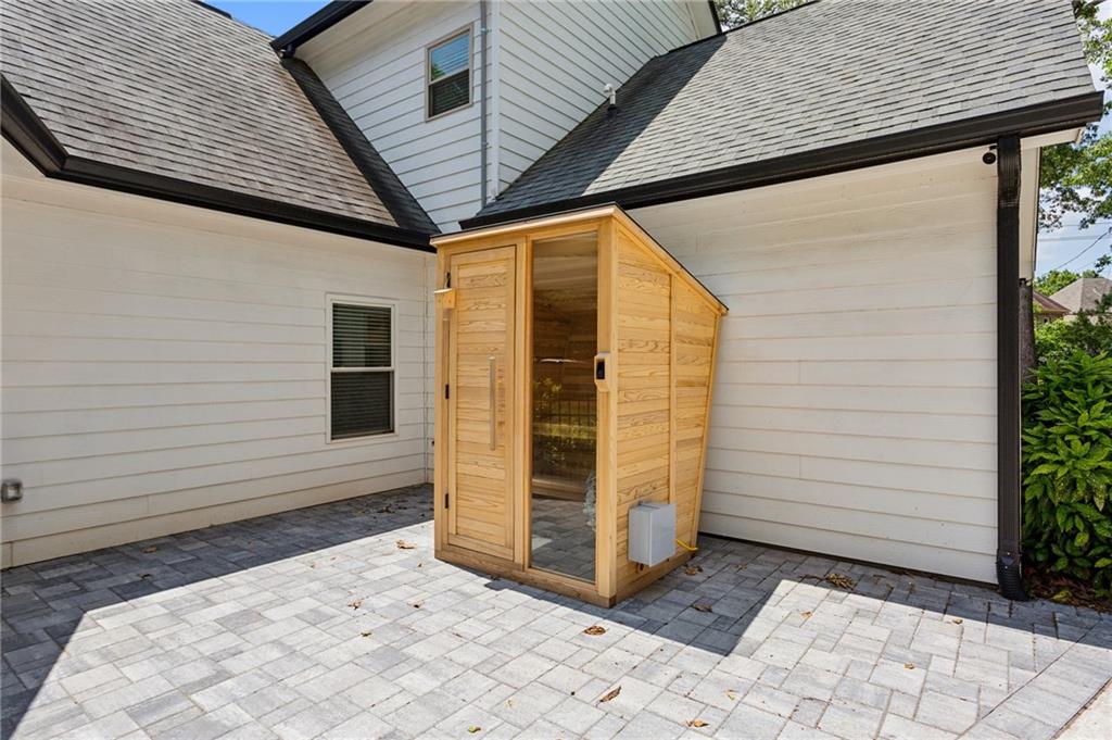 2721 Old Concord Road SE