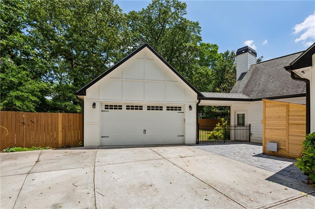 2721 Old Concord Road SE