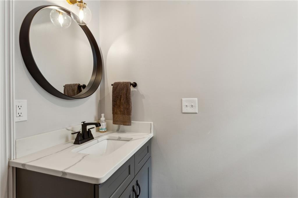 2721 Old Concord Road SE