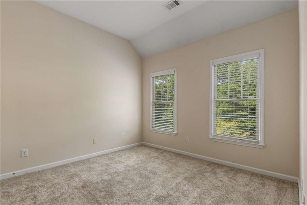 550 Vinings Springs Drive SE