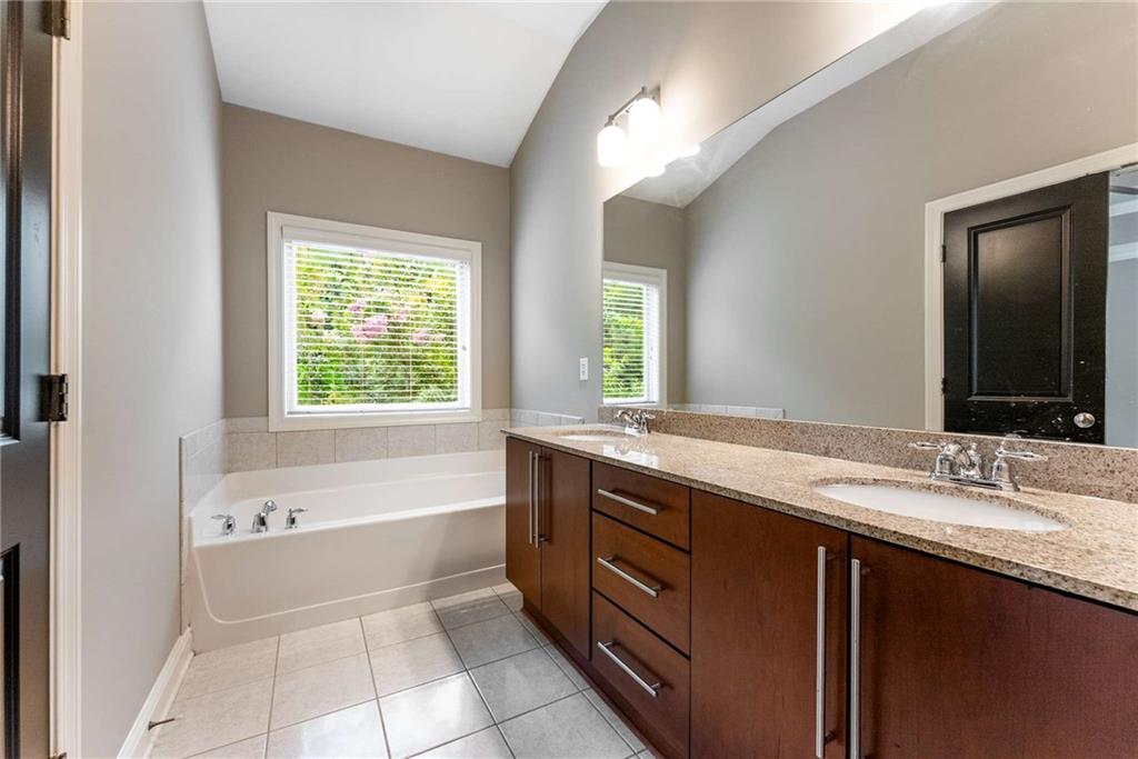 2607 Kenwood Glen Terrace