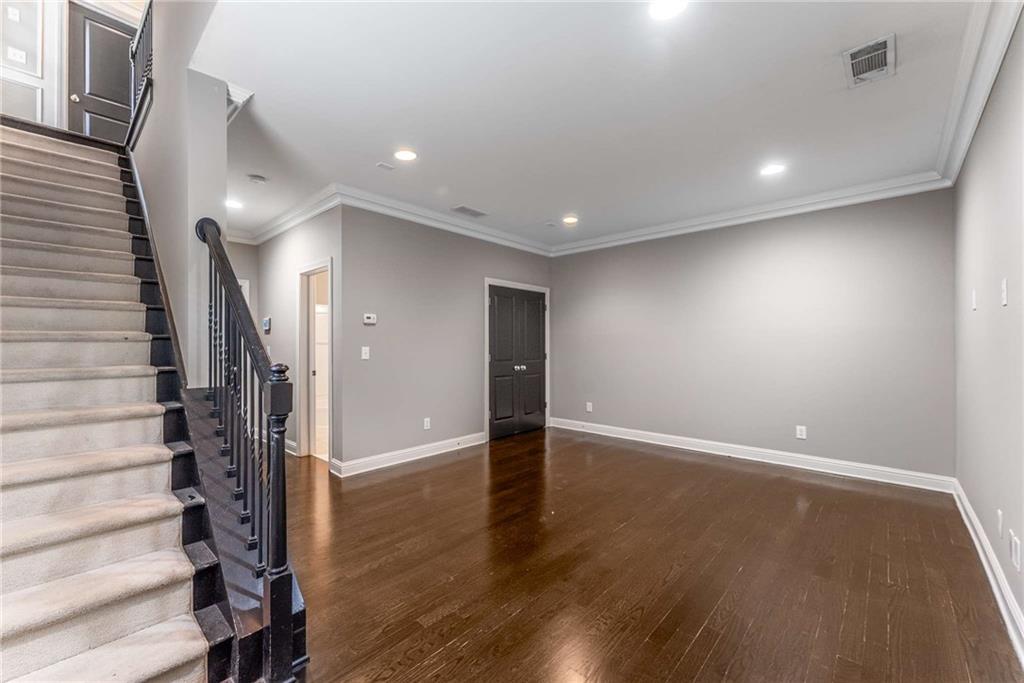 2607 Kenwood Glen Terrace