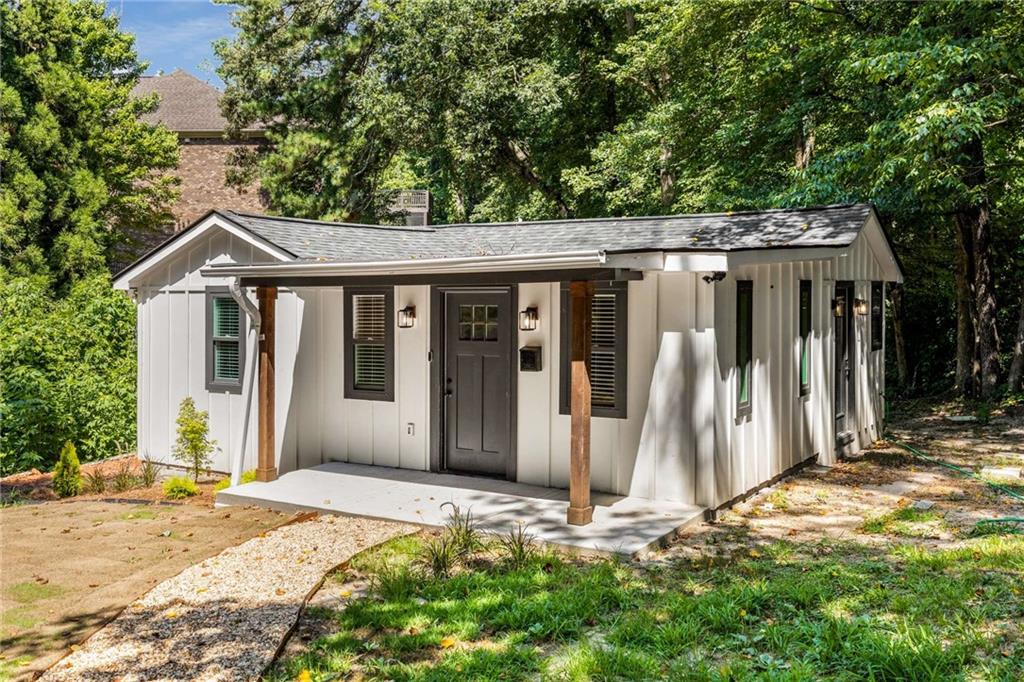 30 Pineridge Road SE