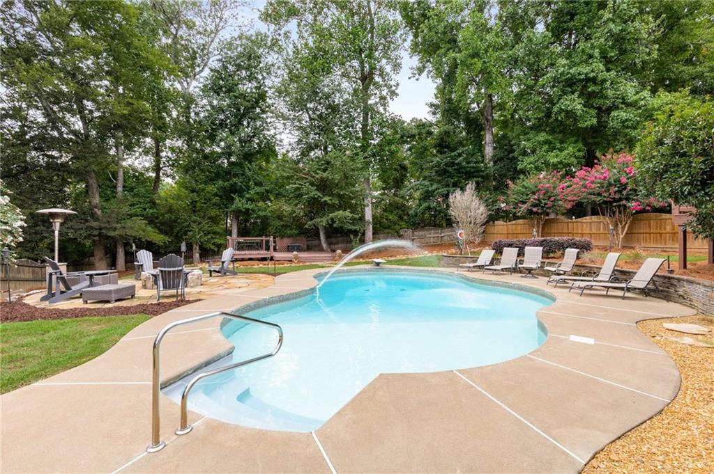 1064 Middlebrooke Drive