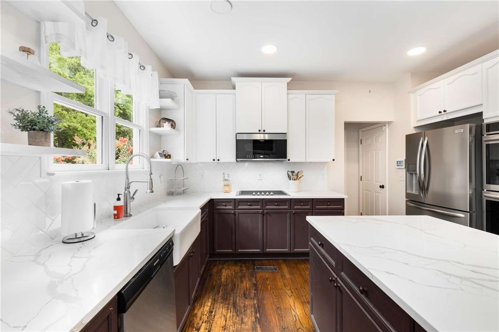 1064 Middlebrooke Drive