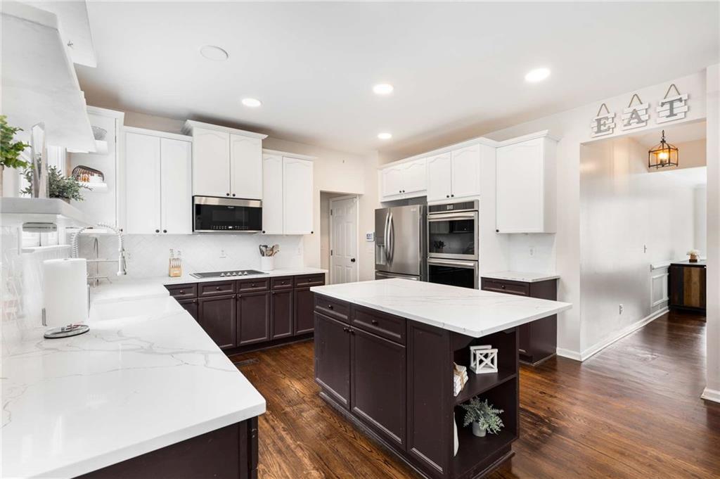 1064 Middlebrooke Drive