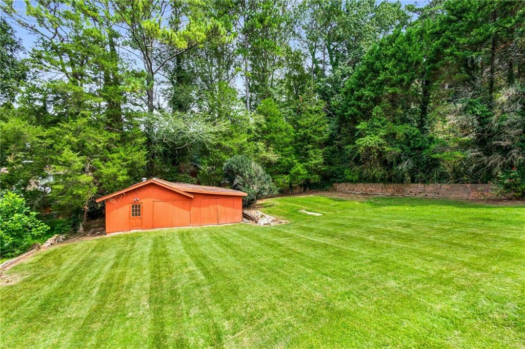 117 Douglas Drive SE