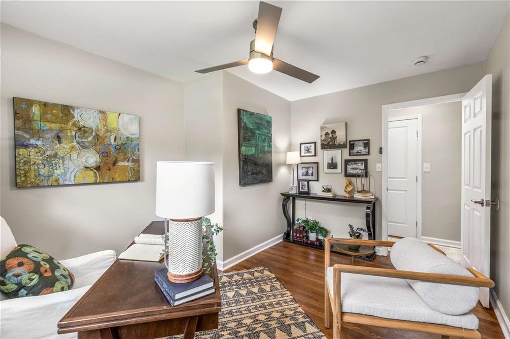 117 Douglas Drive SE