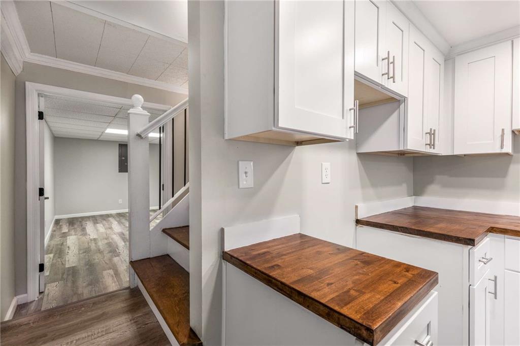 117 Douglas Drive SE