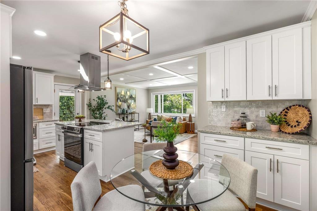 117 Douglas Drive SE