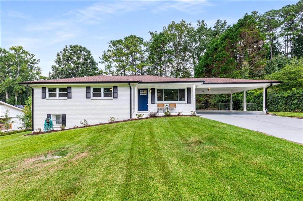 117 Douglas Drive SE