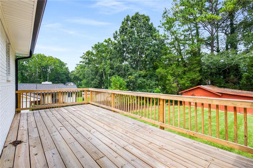 117 Douglas Drive SE