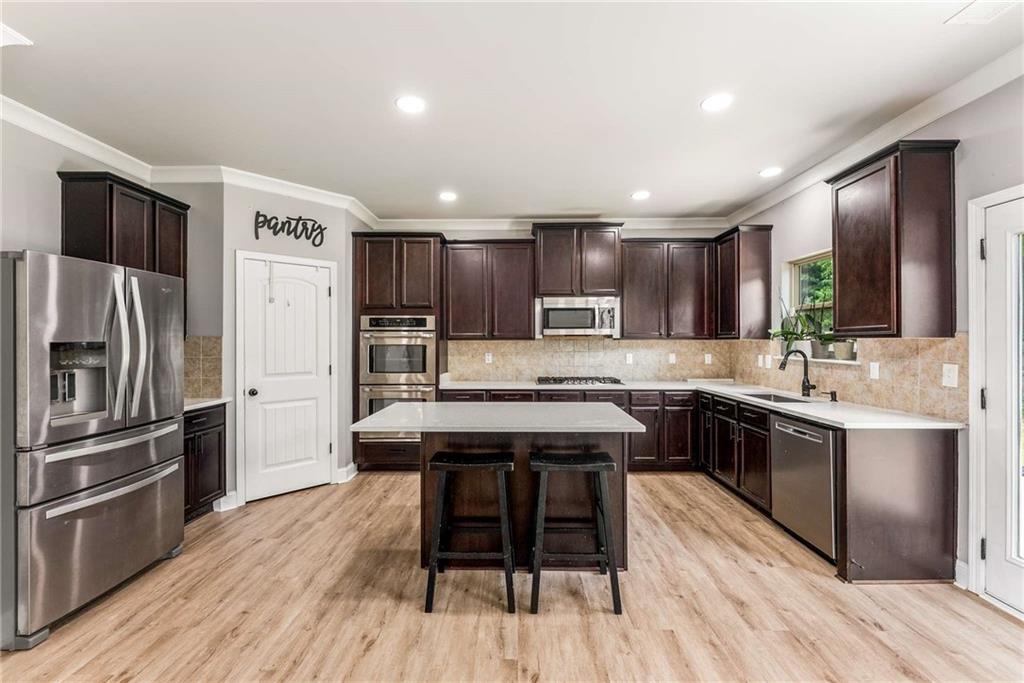 265 Huntleigh Chase Drive