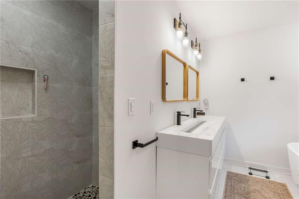 3462 S Sherwood Road SE