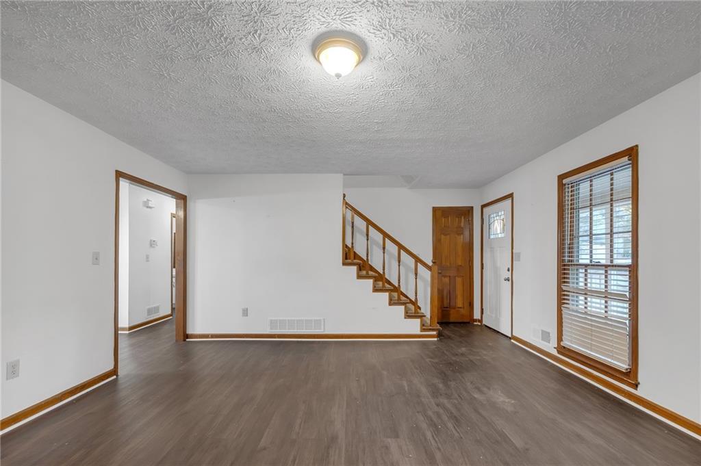 2729 Cheatham Court NW